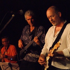 20 3387s_FloChrisJM.jpg